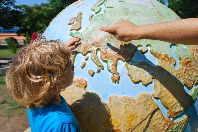 Punta Cana Vacation teaching-928637_640 10 Tips For Travelling With Children  